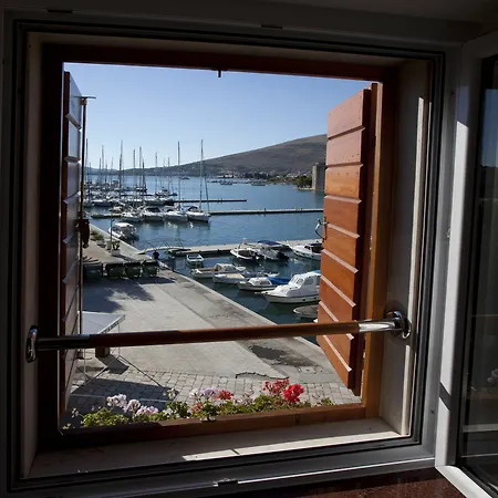 Apartment Riva *
